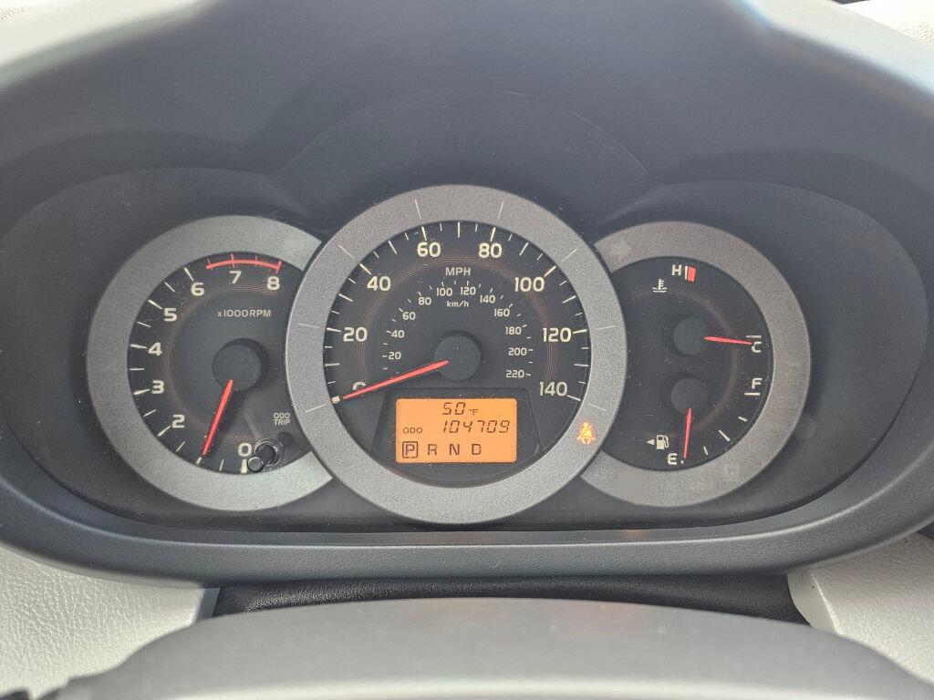 Used 2010 Toyota RAV4 Limited image 4