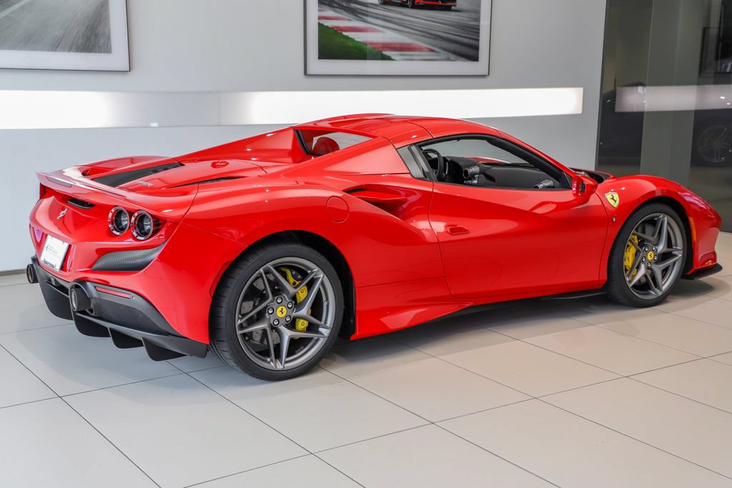 Certified 2022 Ferrari F8 Tributo RWD image 22