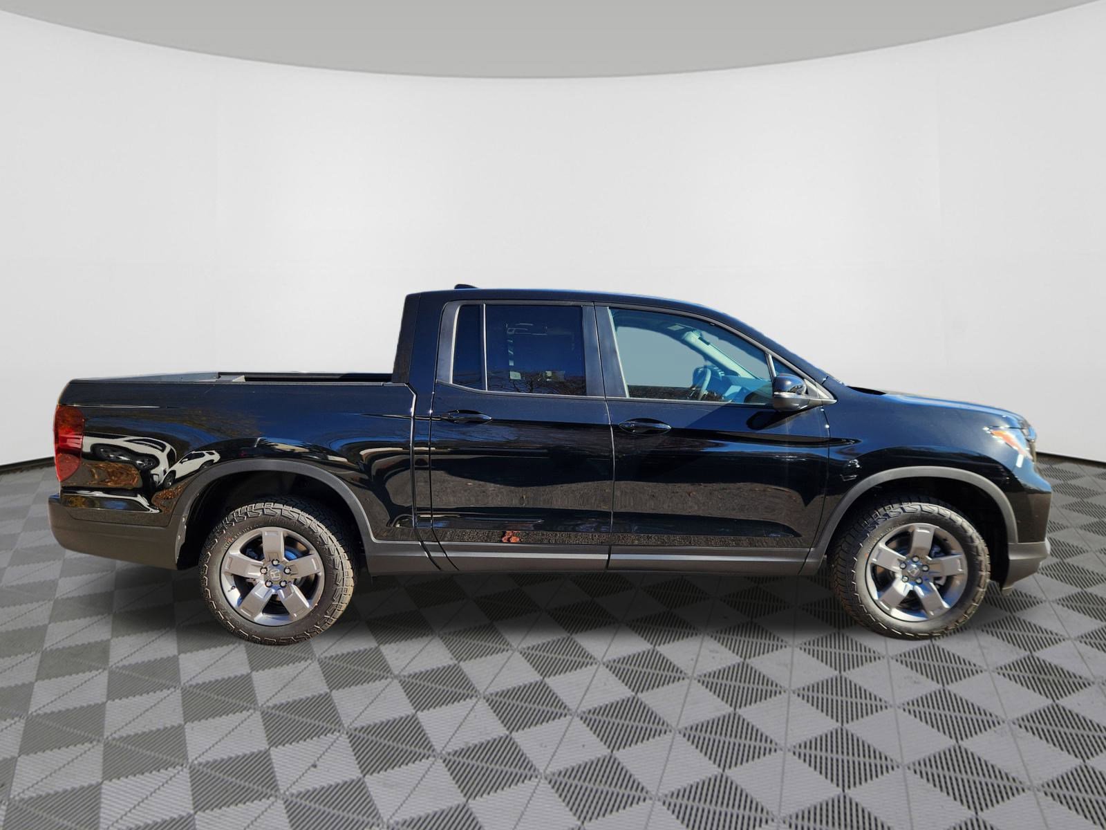 New 2025 Honda Ridgeline TrailSport image 6