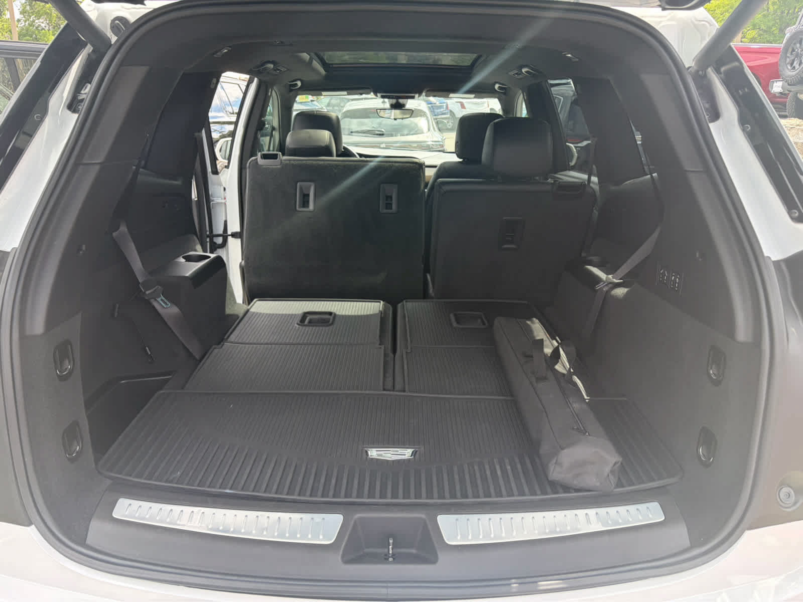 Used 2020 Cadillac XT6 Sport w/ Platinum Package AWD/4WD image 27