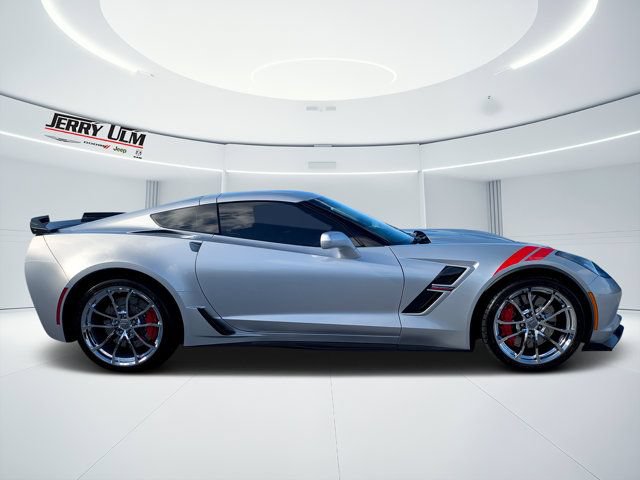 Used 2018 Chevrolet Corvette Grand Sport RWD image 2