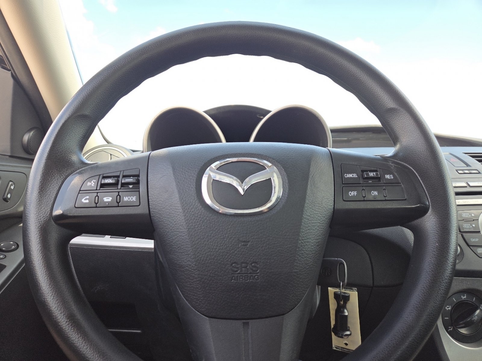 Used 2011 MAZDA MAZDA3 i Touring FWD image 22