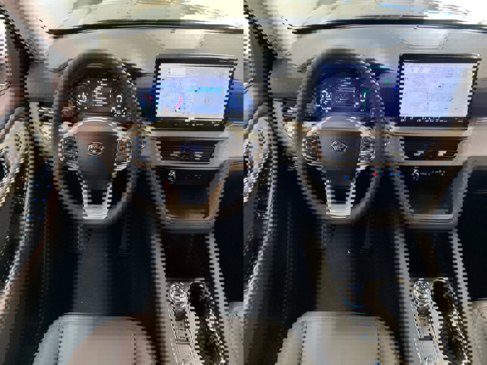 New 2026 Ford Explorer Active w/ Active Comfort Package image 37