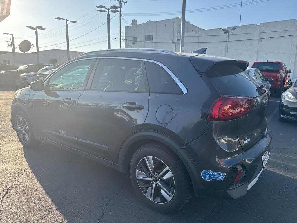 Used 2020 Kia Niro EX Premium FWD image 9