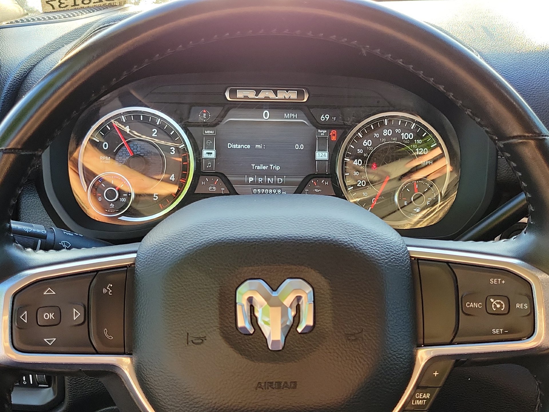 Certified 2024 RAM 2500 Laramie AWD/4WD image 11