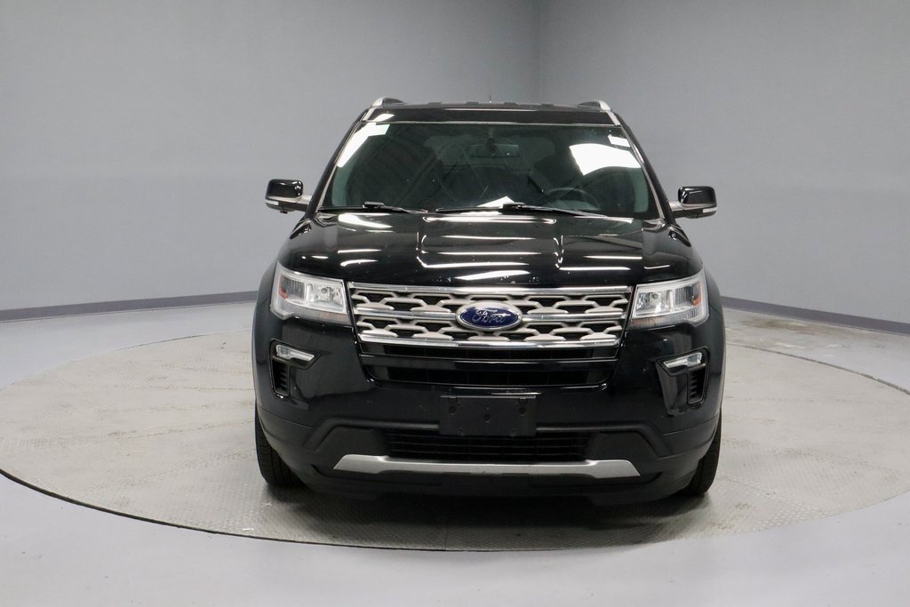Used 2018 Ford Explorer XLT w/ Equipment Group 201A image 6