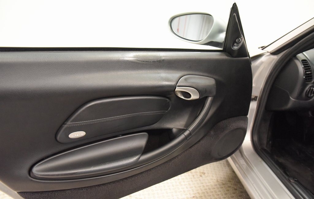 Used 2000 Porsche Boxster image 12