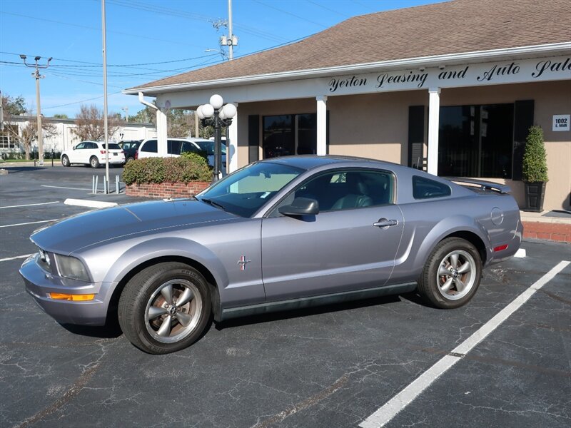 Used 2006 Ford Mustang Premium RWD image 10