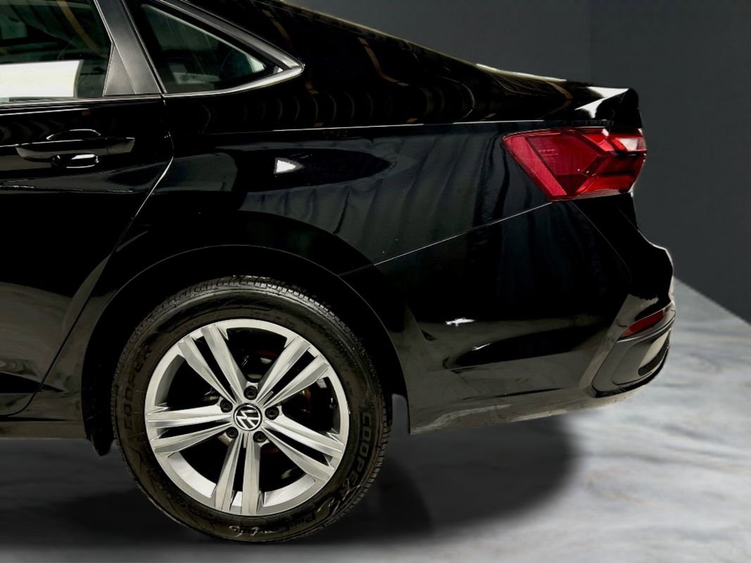 Used 2024 Volkswagen Jetta SE image 11