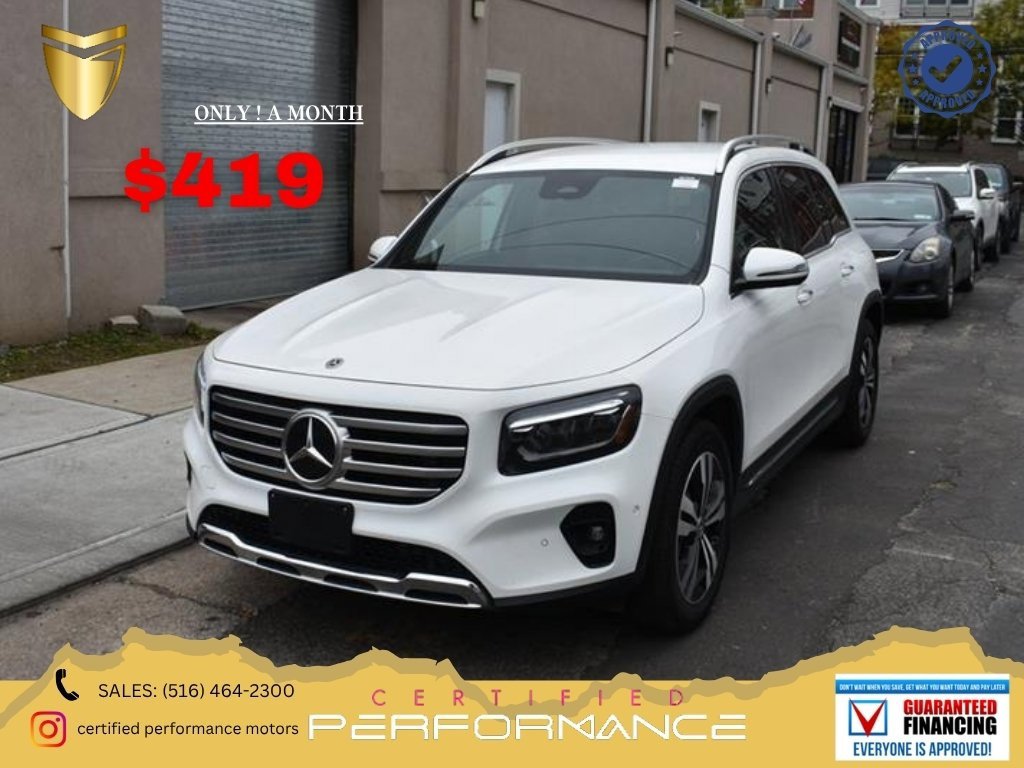Used 2025 Mercedes-Benz GLB 250 4MATIC image 1