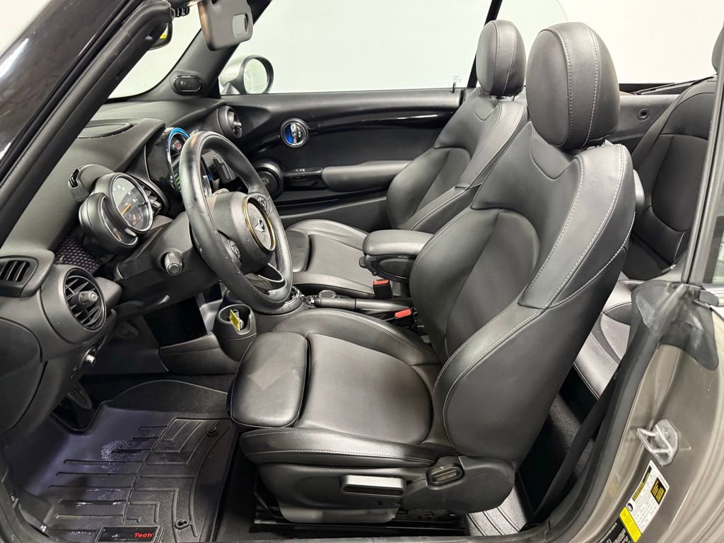 Used 2016 MINI Cooper S image 9