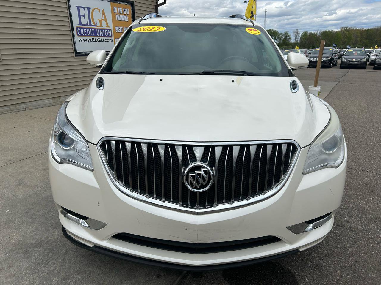 Used 2013 Buick Enclave Leather FWD image 2