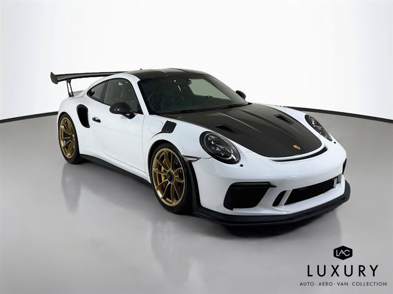 Used 2019 Porsche 911 GT3 RS w/ Weissach Package RWD image 2