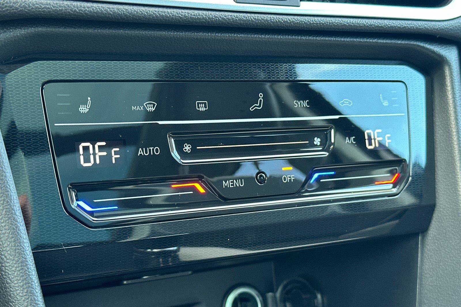 New 2026 Volkswagen Taos SE AWD/4WD image 19