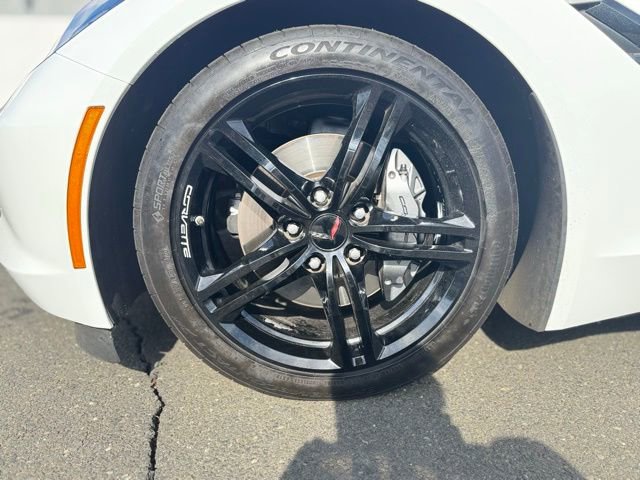 Used 2016 Chevrolet Corvette Stingray Convertible w/ Carbon Flash Badge Package image 10