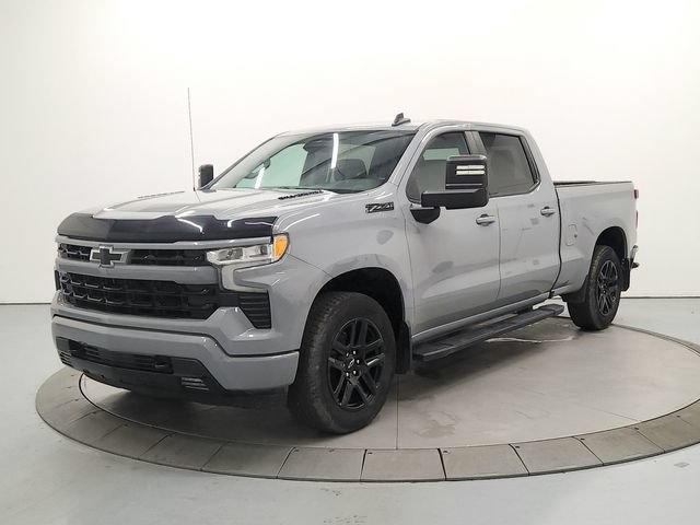 Used 2024 Chevrolet Silverado 1500 RST w/ Z71 Off-Road Package AWD/4WD image 3