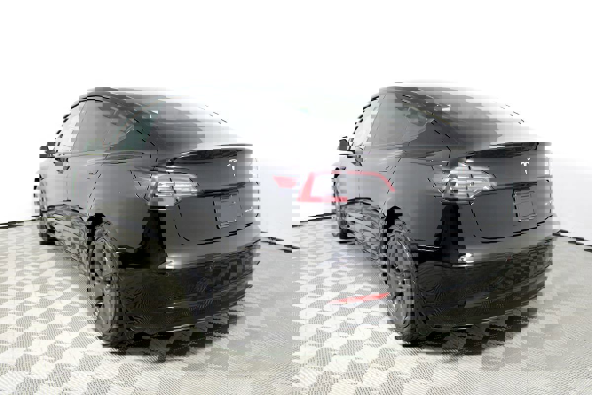 Used 2022 Tesla Model 3 Long Range image 33