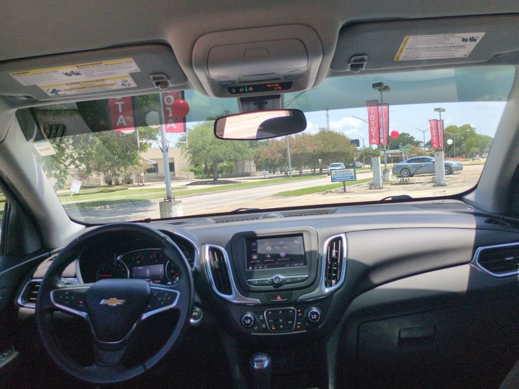 Used 2021 Chevrolet Equinox LT FWD image 30
