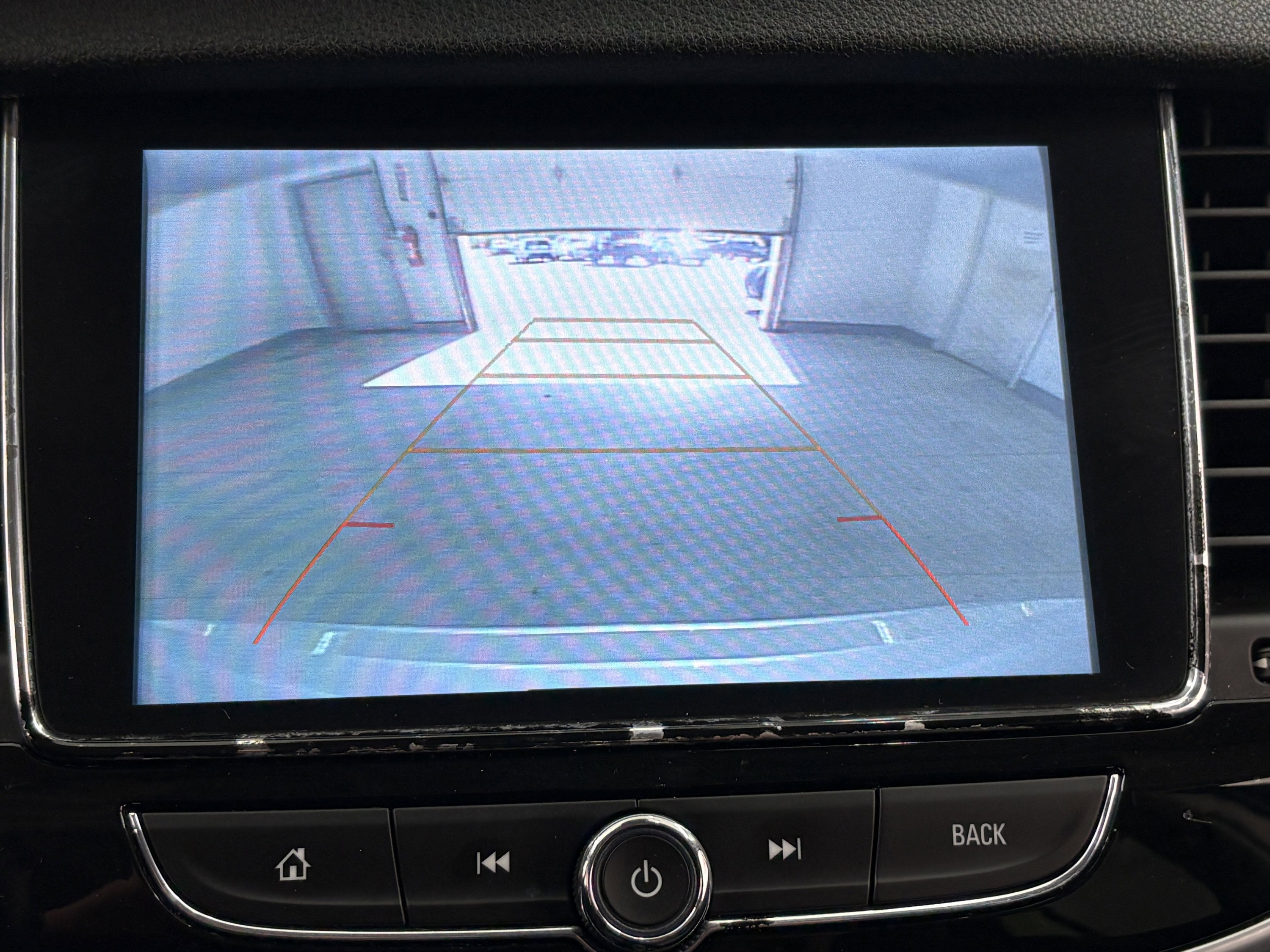 Used 2021 Buick Encore Preferred image 14