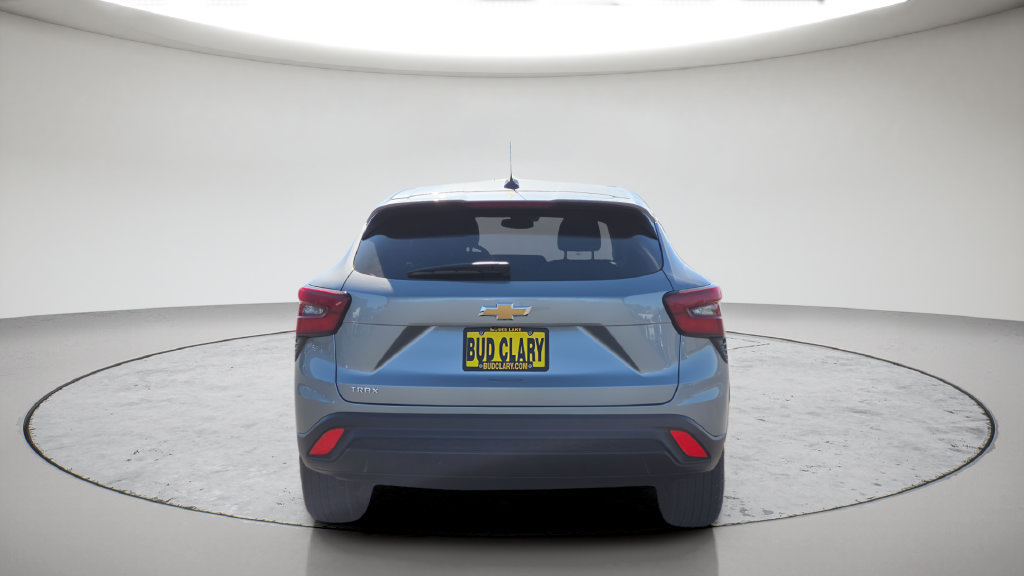 Used 2024 Chevrolet Trax LS FWD image 16