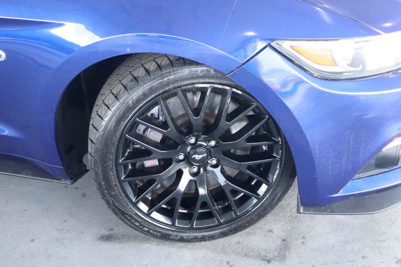 Used 2016 Ford Mustang GT w/ GT Performance Package RWD image 3