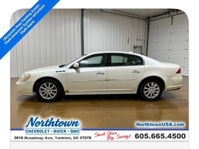 Used 2011 Buick Lucerne CXL image 2