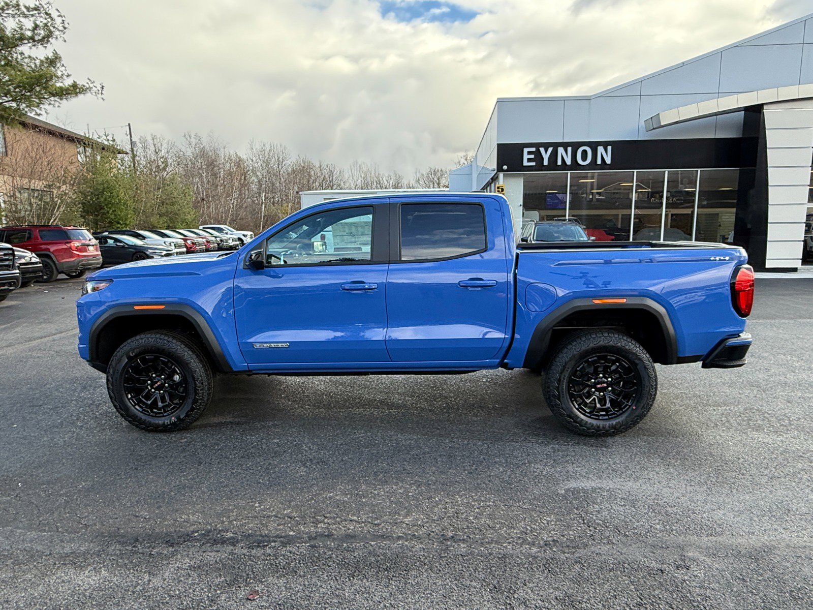 New 2026 GMC Canyon Elevation w/ Technology Package image 2