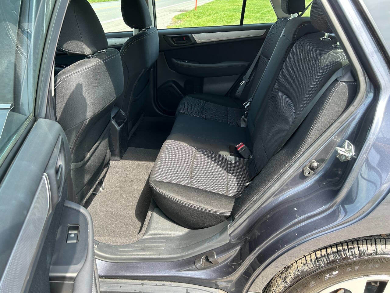 Used 2015 Subaru Outback 2.5i image 13