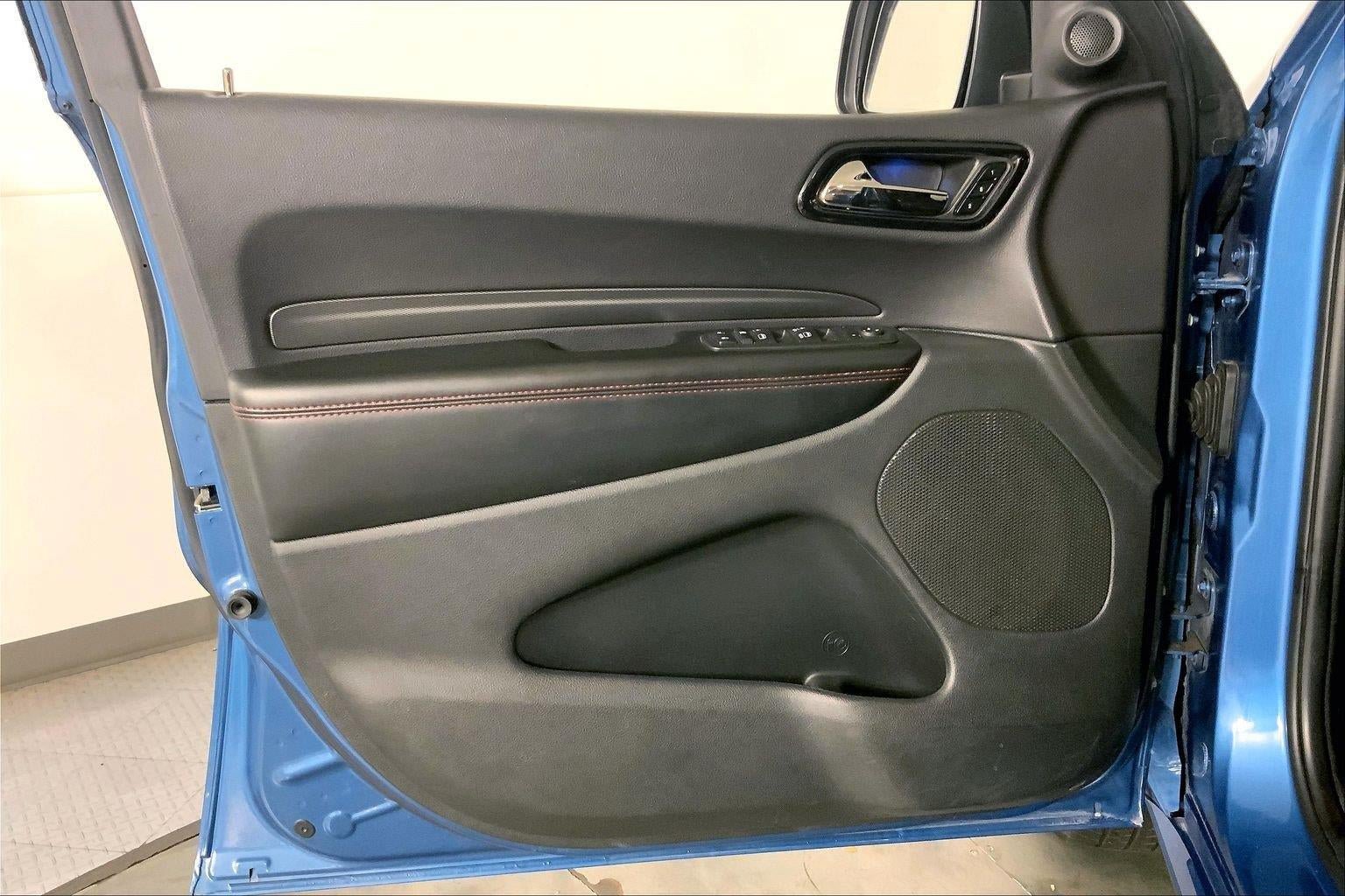 Used 2025 Dodge Durango GT AWD/4WD image 25