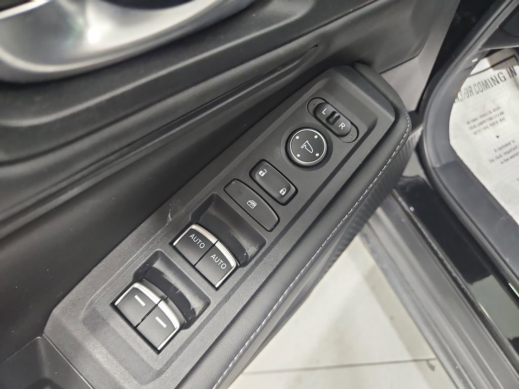 Used 2023 Honda Accord Sport image 11