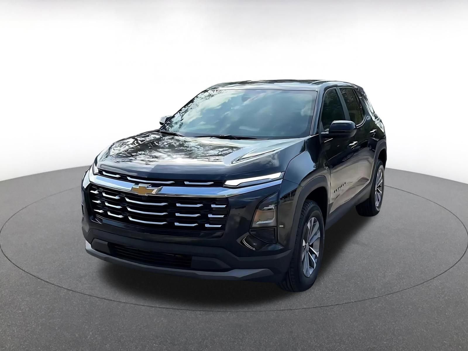 Used 2025 Chevrolet Equinox LT image 4