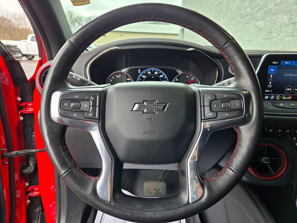 Used 2022 Chevrolet Blazer RS w/ Enhanced Convenience Package FWD image 17