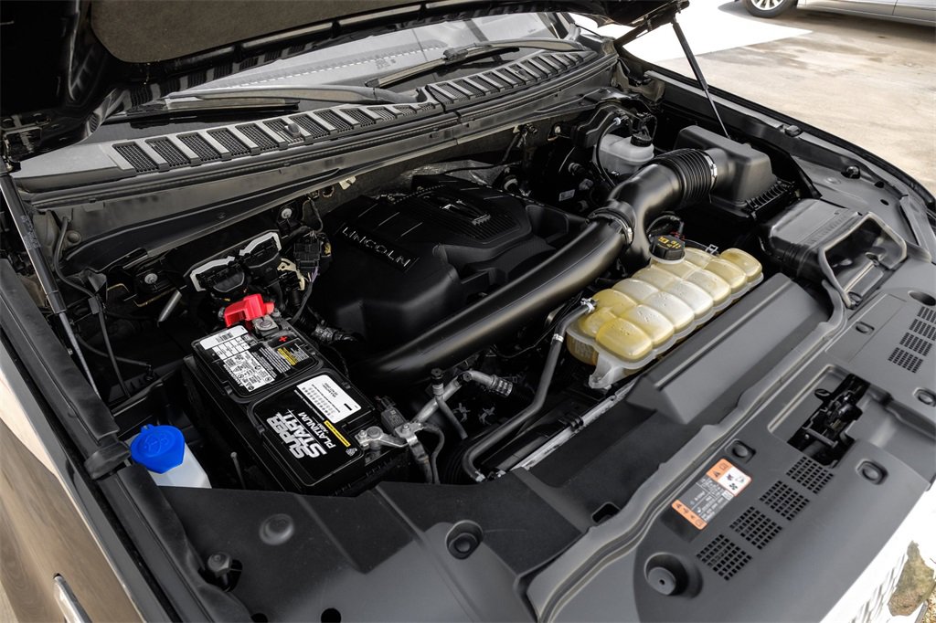 Used 2019 Lincoln Navigator Reserve image 59