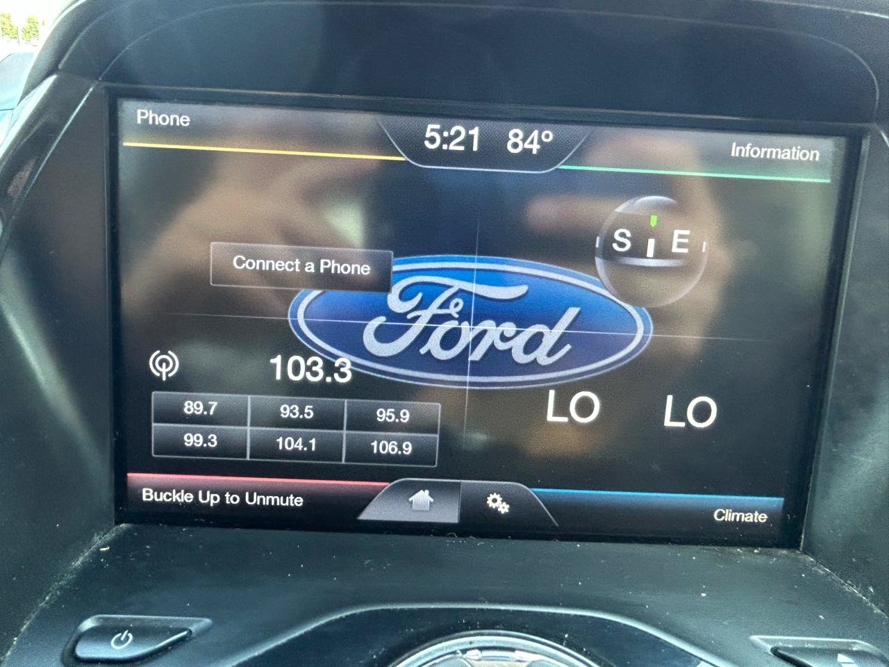 Used 2014 Ford Escape Titanium w/ Equipment Group 401A AWD/4WD image 23