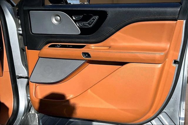 Used 2020 Lincoln Aviator Black Label image 24