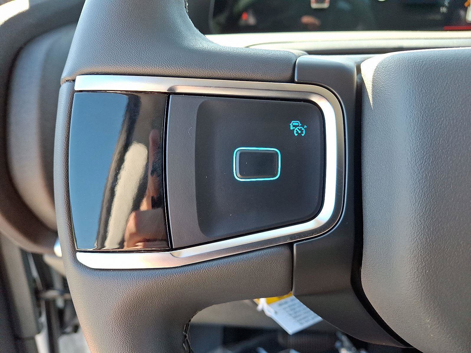 New 2025 Ford Expedition Active image 15