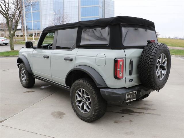 Used 2021 Ford Bronco Badlands image 4