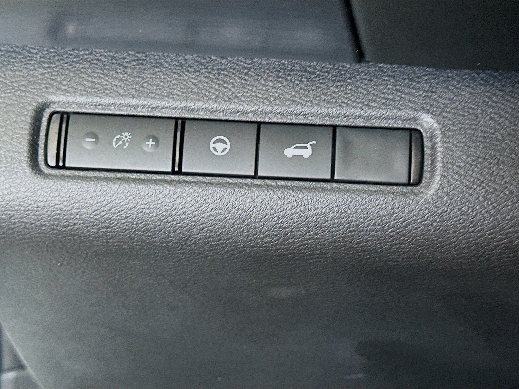 Used 2023 Nissan Pathfinder SL FWD image 17