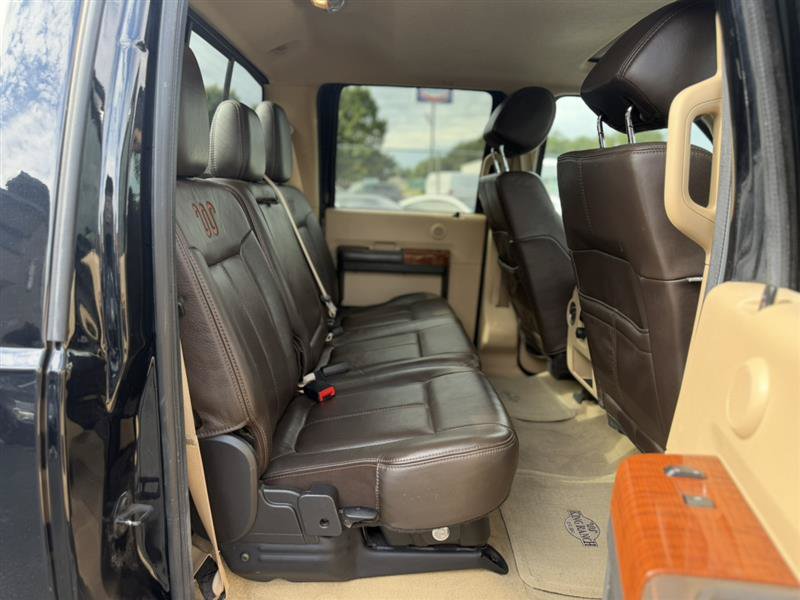 Used 2016 Ford F250 King Ranch w/ King Ranch Package AWD/4WD image 42