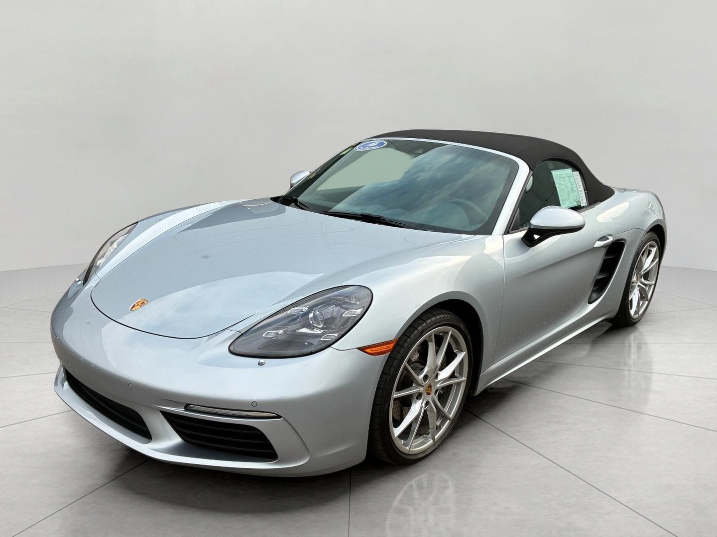 Used 2022 Porsche 718 Boxster RWD image 4