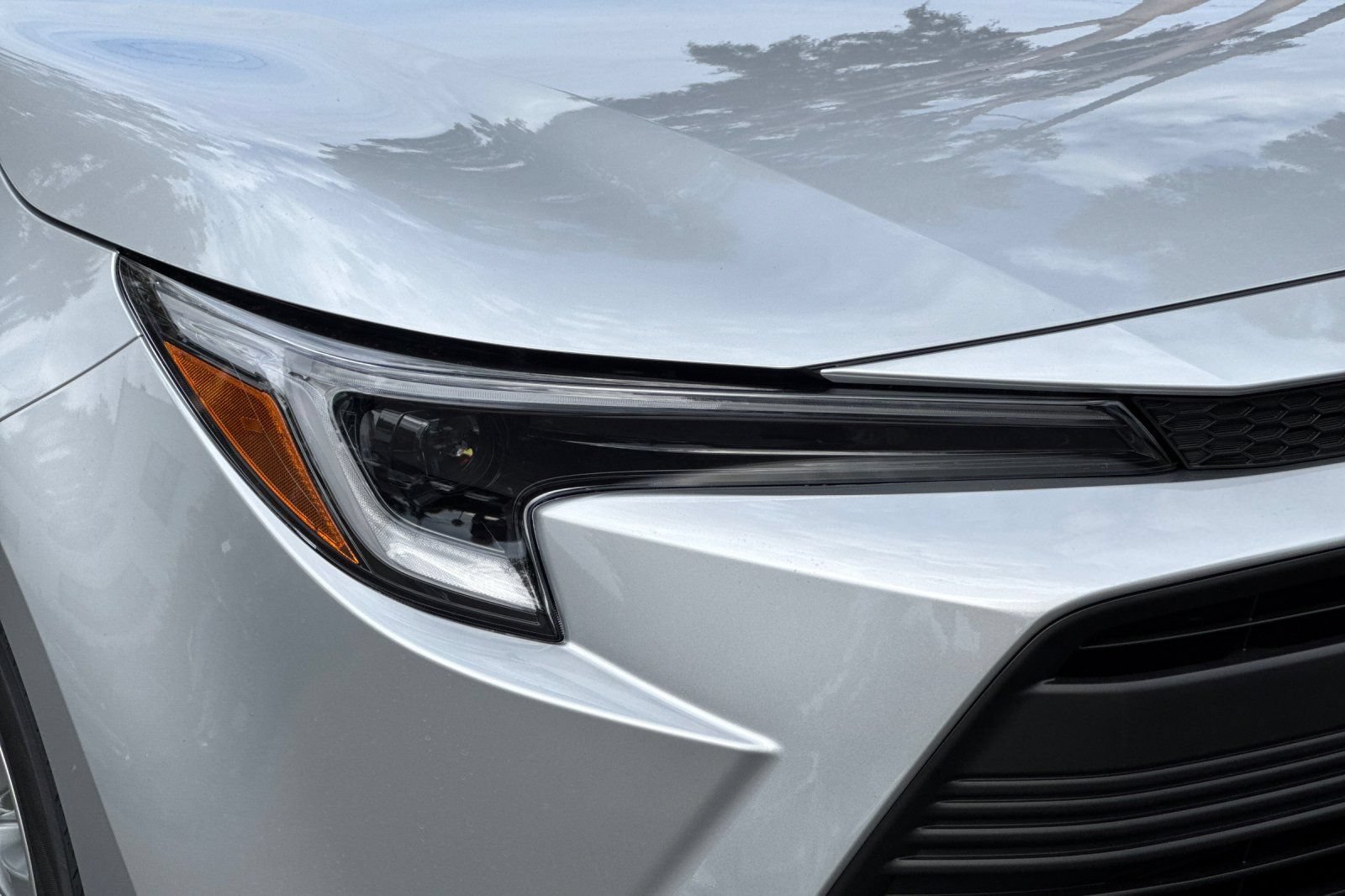 New 2026 Toyota Corolla LE w/ LE Premium Package FWD image 32