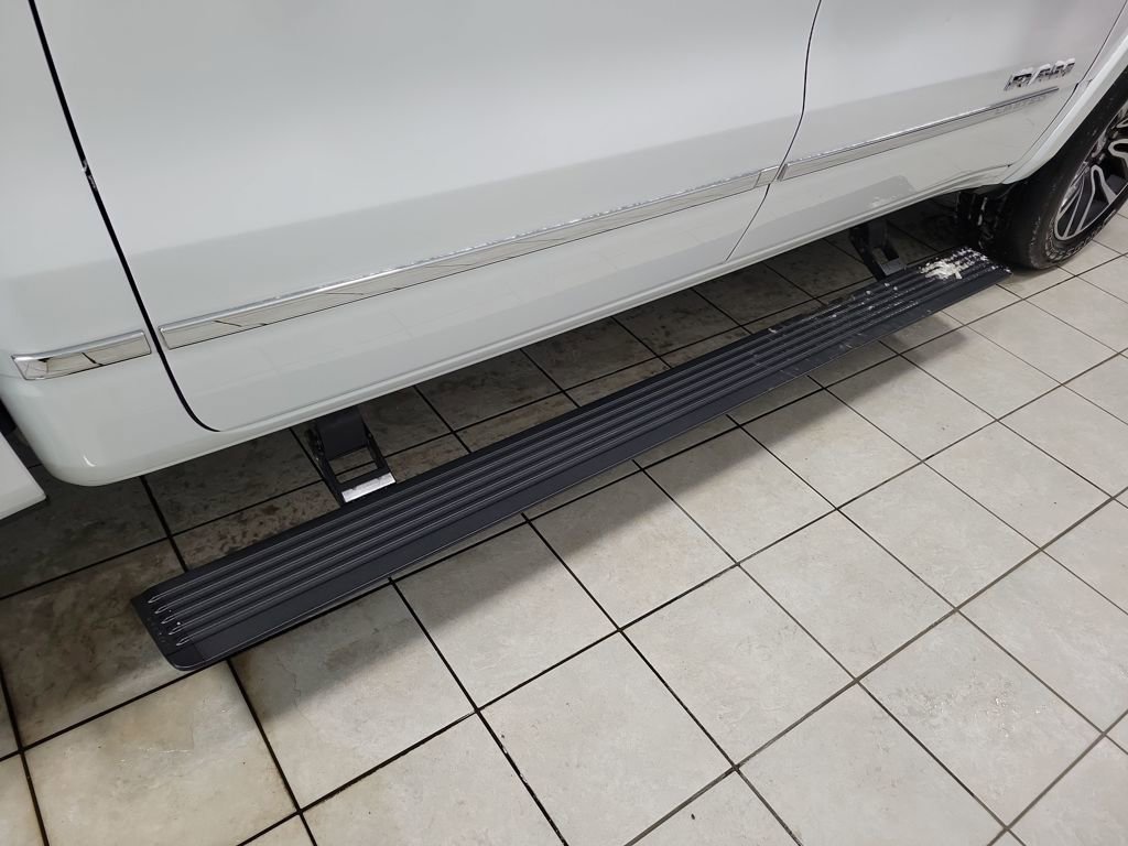 Used 2025 RAM 1500 Limited image 19