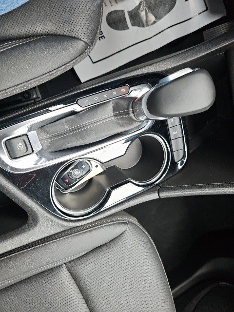 Used 2024 Buick Encore GX Sport Touring image 25