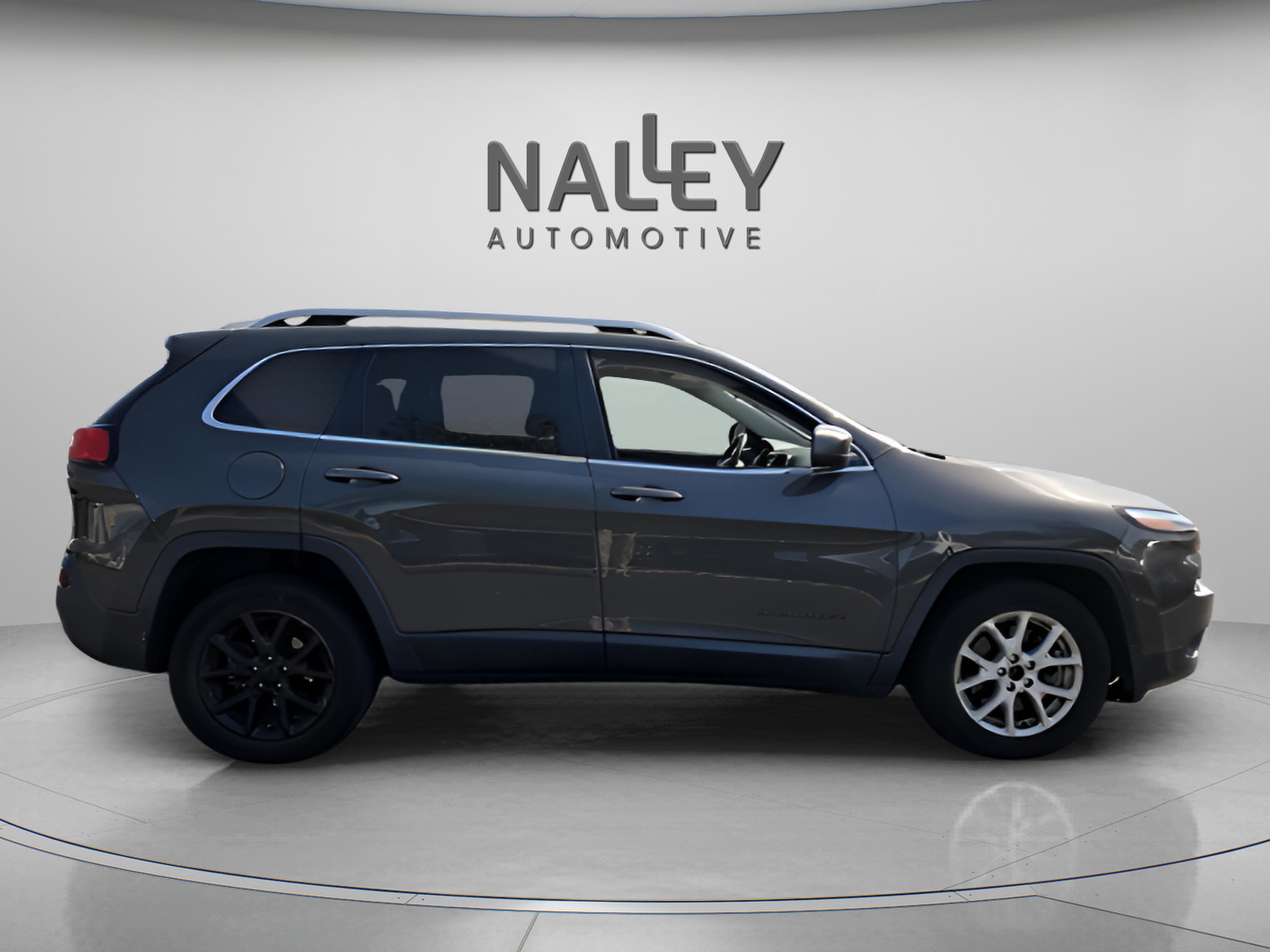 Used 2014 Jeep Cherokee Latitude w/ Comfort/Convenience Group image 6