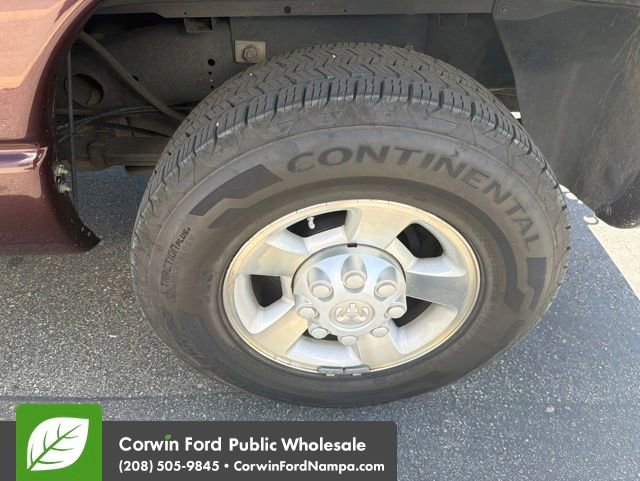 Used 2004 Dodge Ram 2500 Truck SLT w/ Trailer Tow Group RWD image 8