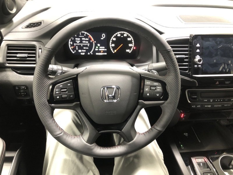 New 2026 Honda Ridgeline Black Edition image 26