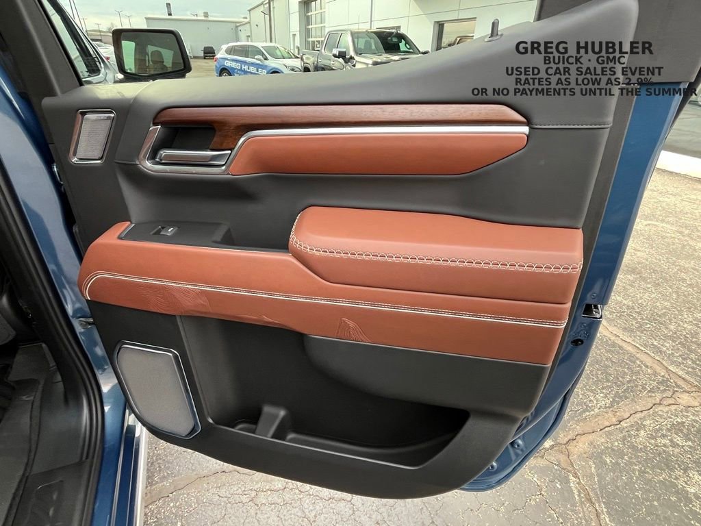 Used 2025 GMC Sierra 1500 Denali Ultimate image 28