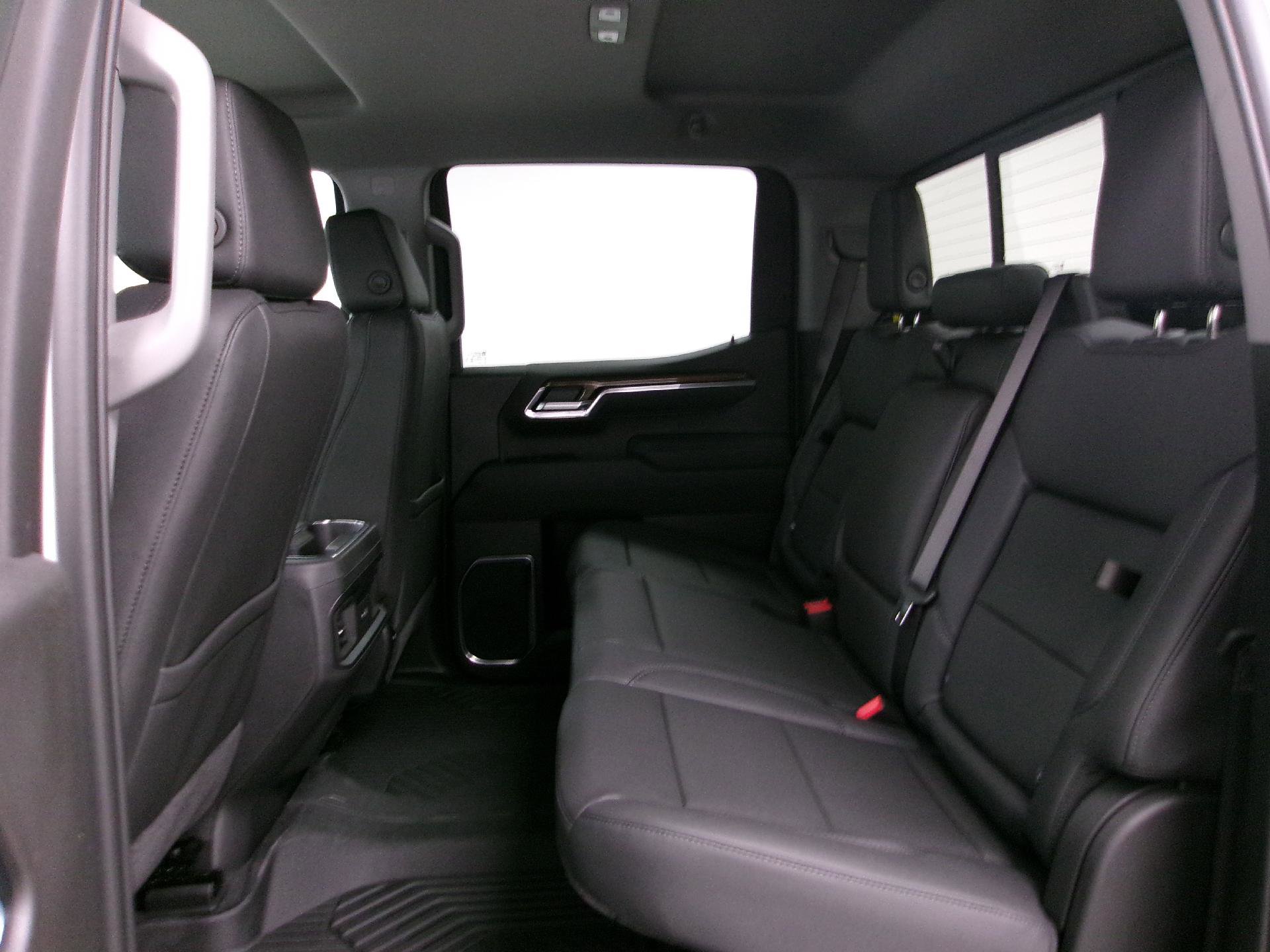 New 2026 Chevrolet Silverado 1500 LT Trail Boss w/ LT Trail Boss Premium Package AWD/4WD image 9