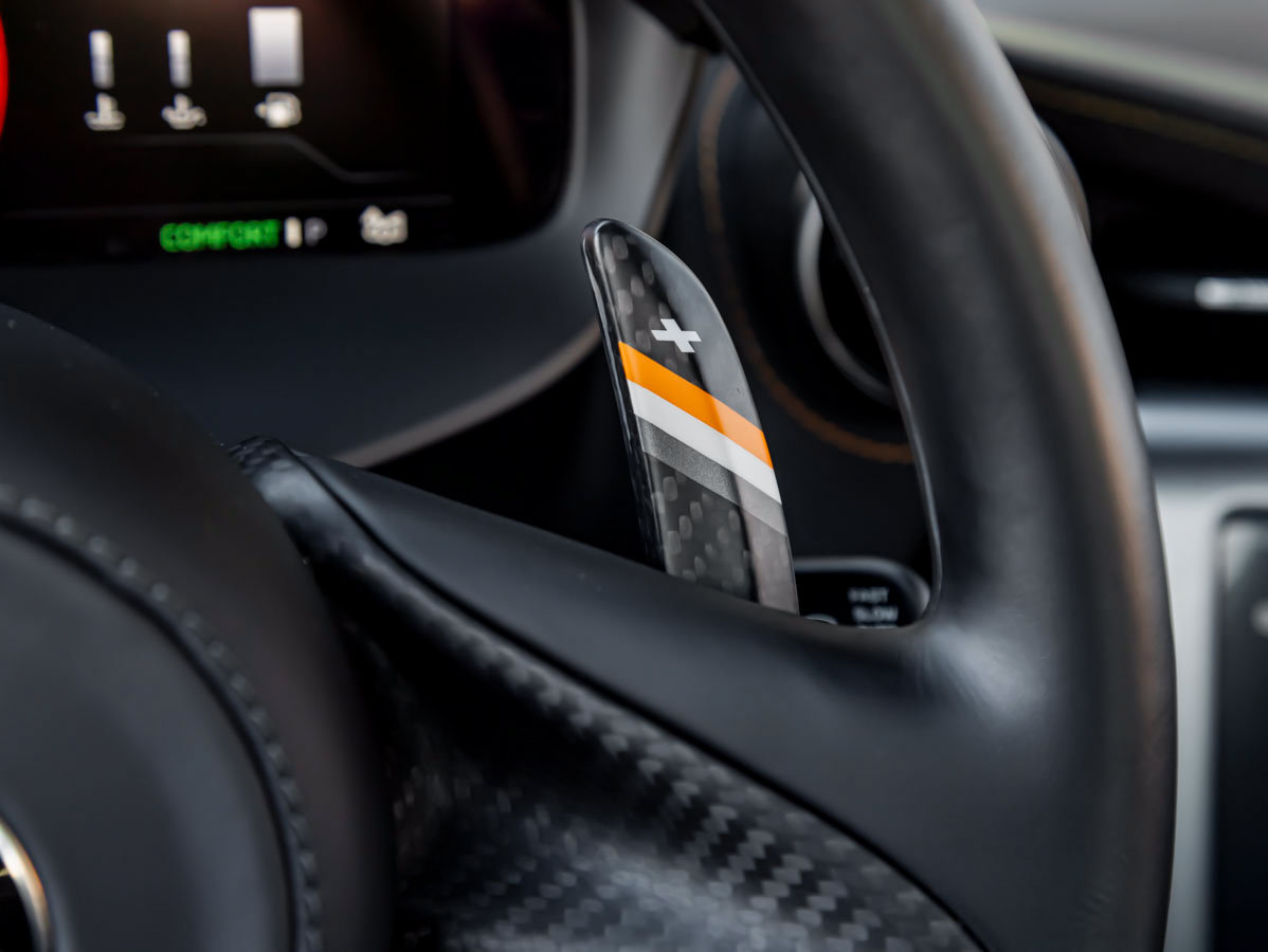 Used 2025 McLaren 750S RWD image 22