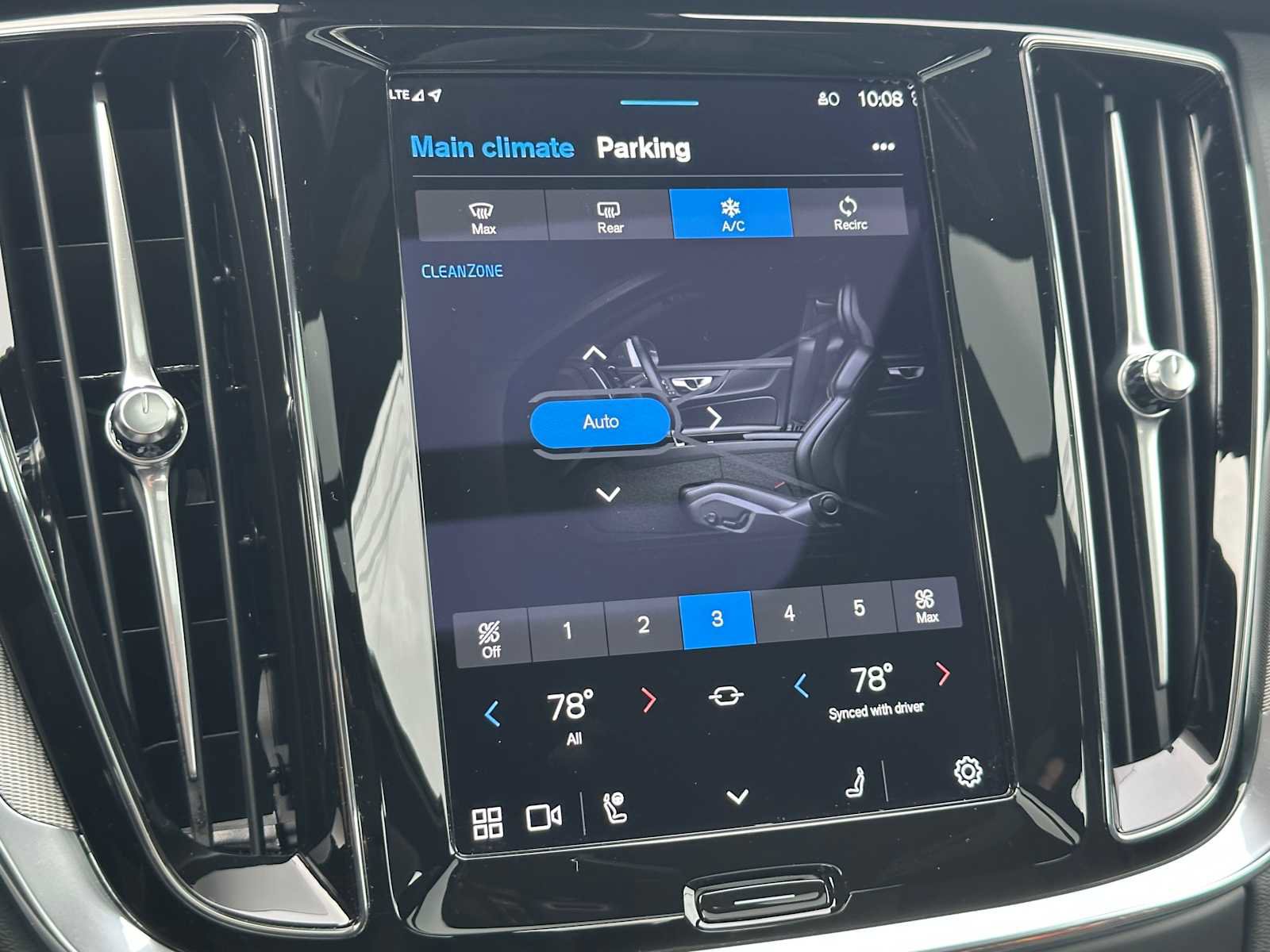 Certified 2024 Volvo S60 T8 Ultimate image 27